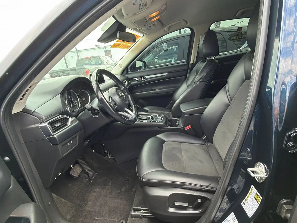 Used 2018 Deep Crystal Blue Mica Mazda Touring image 9