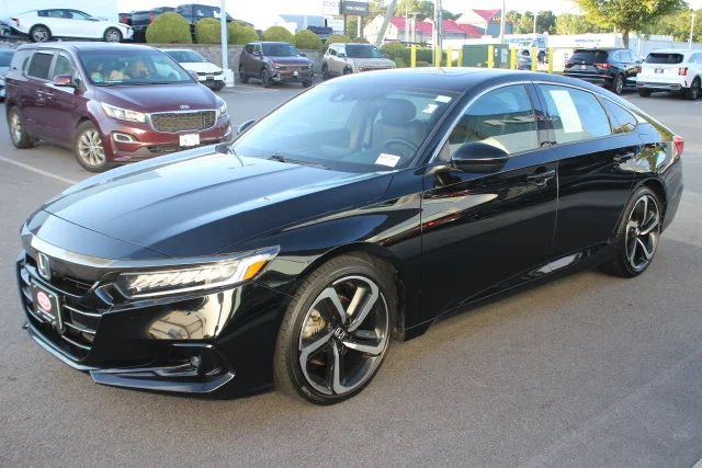 Used 2022 Black Honda Sport 2.0T image 2