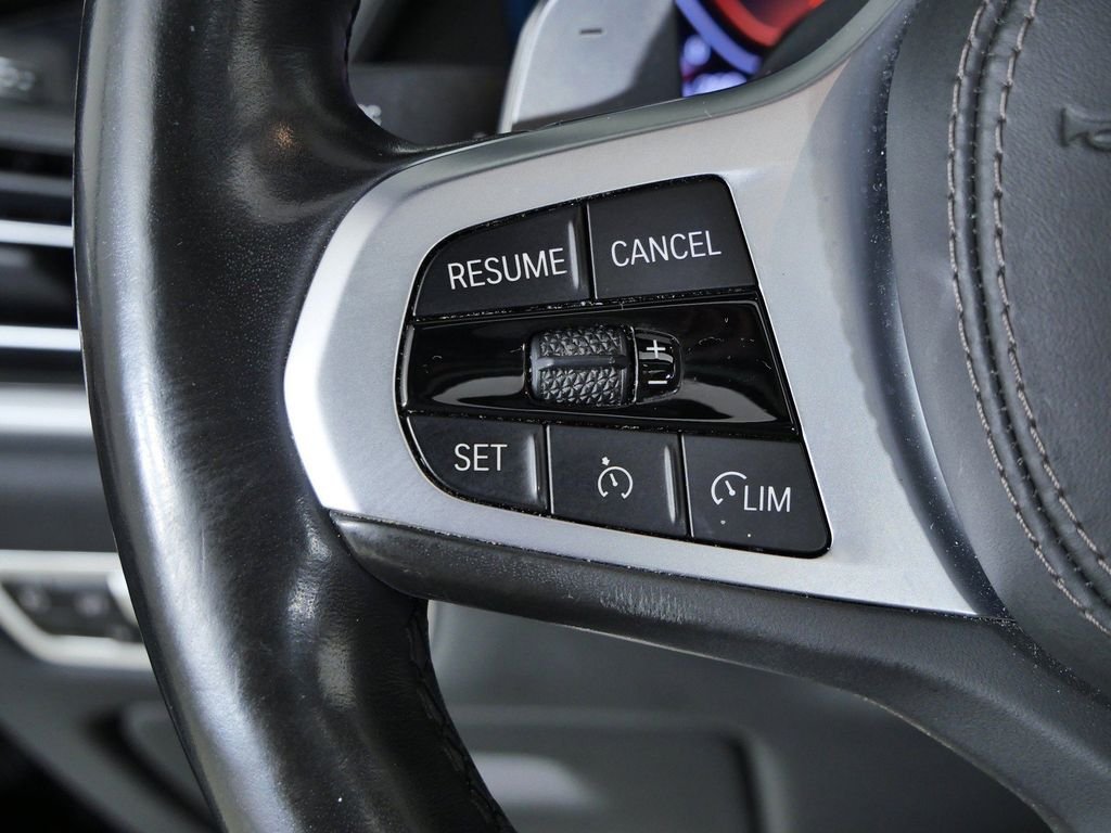 Used 2020 Carbon Black Metallic BMW xDrive40i image 39