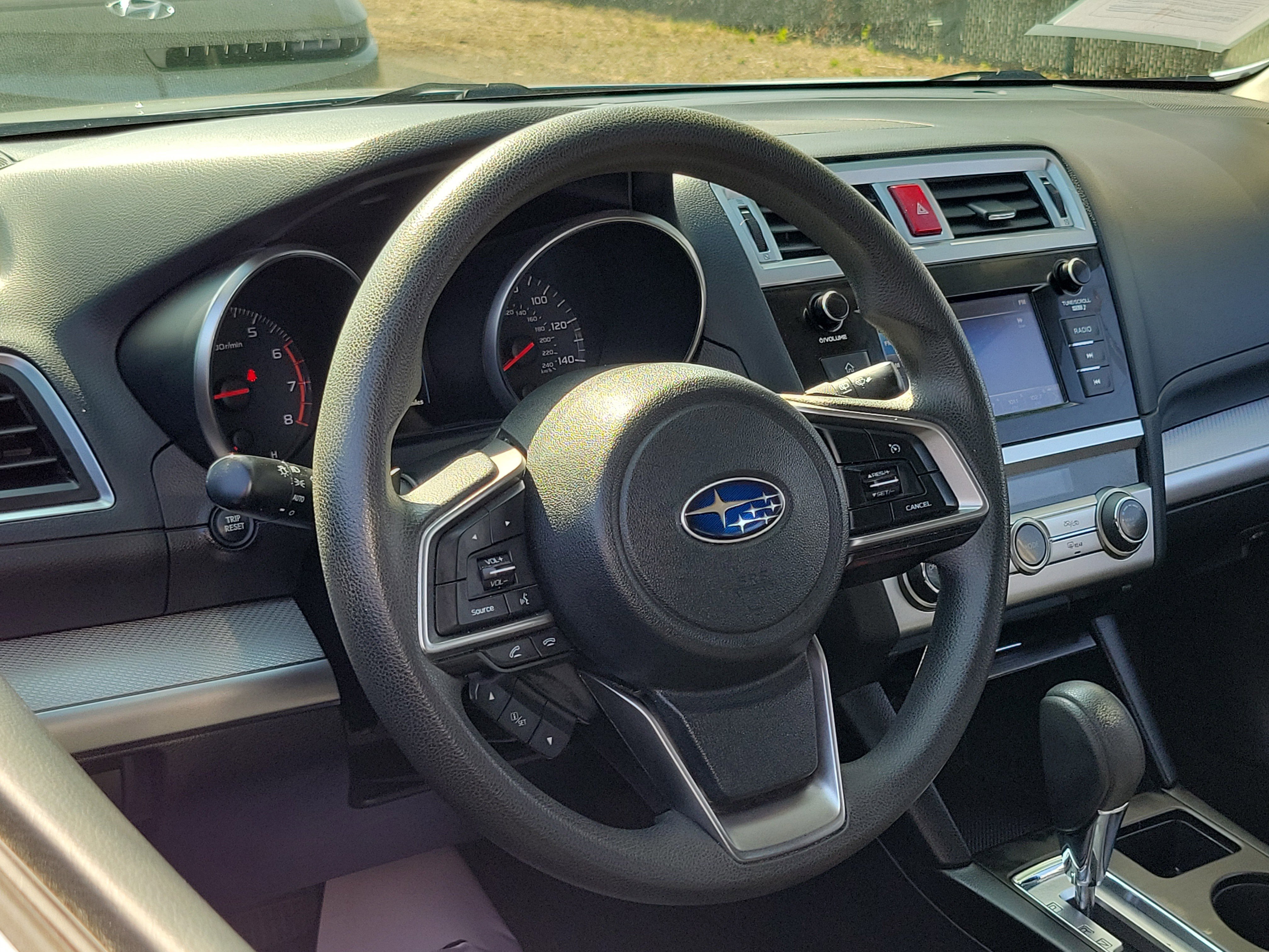 Used 2018 Ice Silver Metallic Subaru  image 9