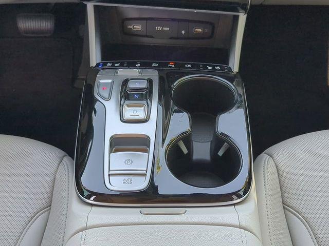 New 2024 Black Hyundai Limited AWD image 19