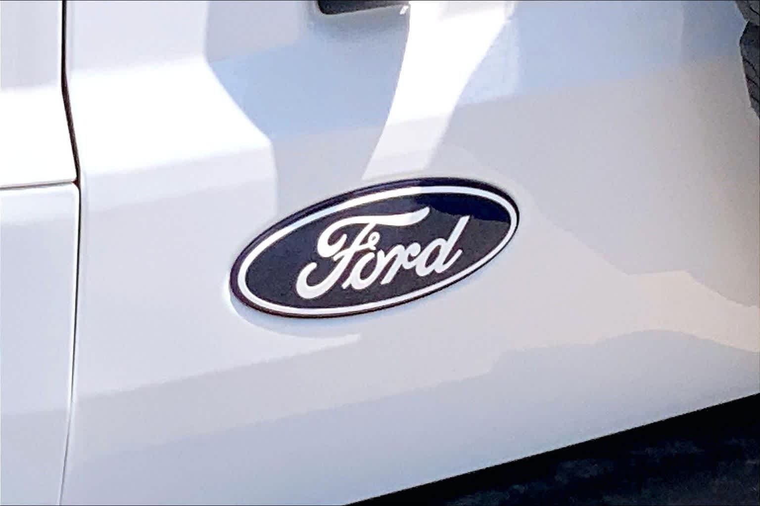 New 2026 Oxford White Ford Outer Banks® image 15