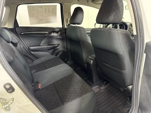 Used 2015 Silver Honda LX image 5