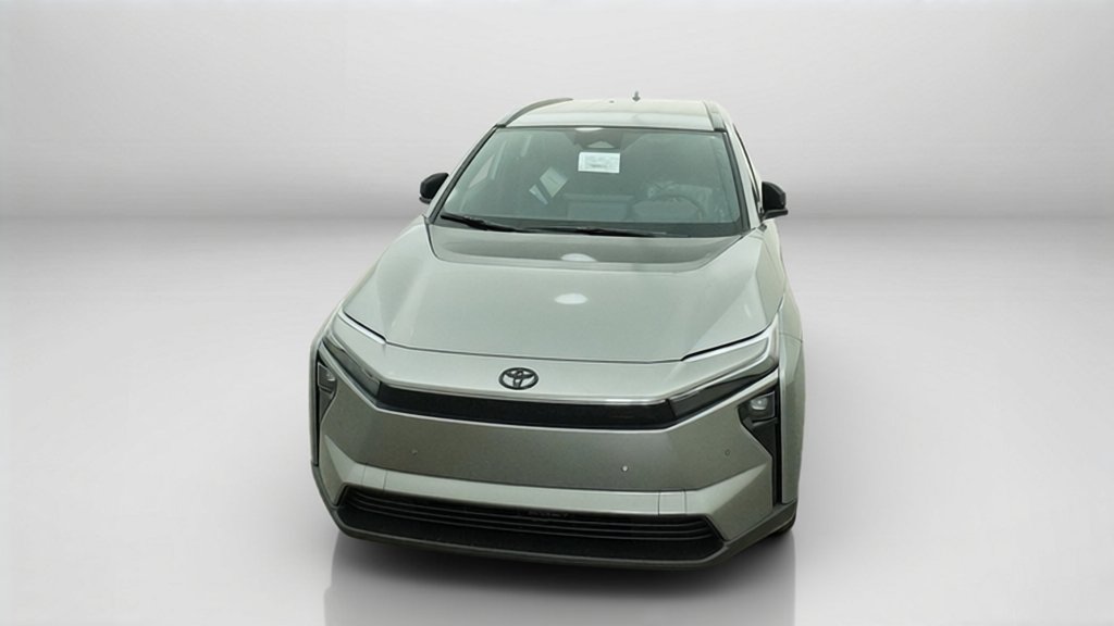 New 2026 Heavy Metal Toyota XLE image 31