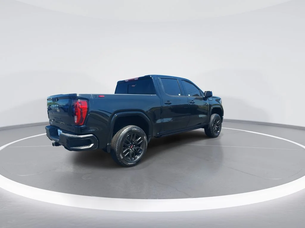 Used 2022 Black GMC Elevation image 8