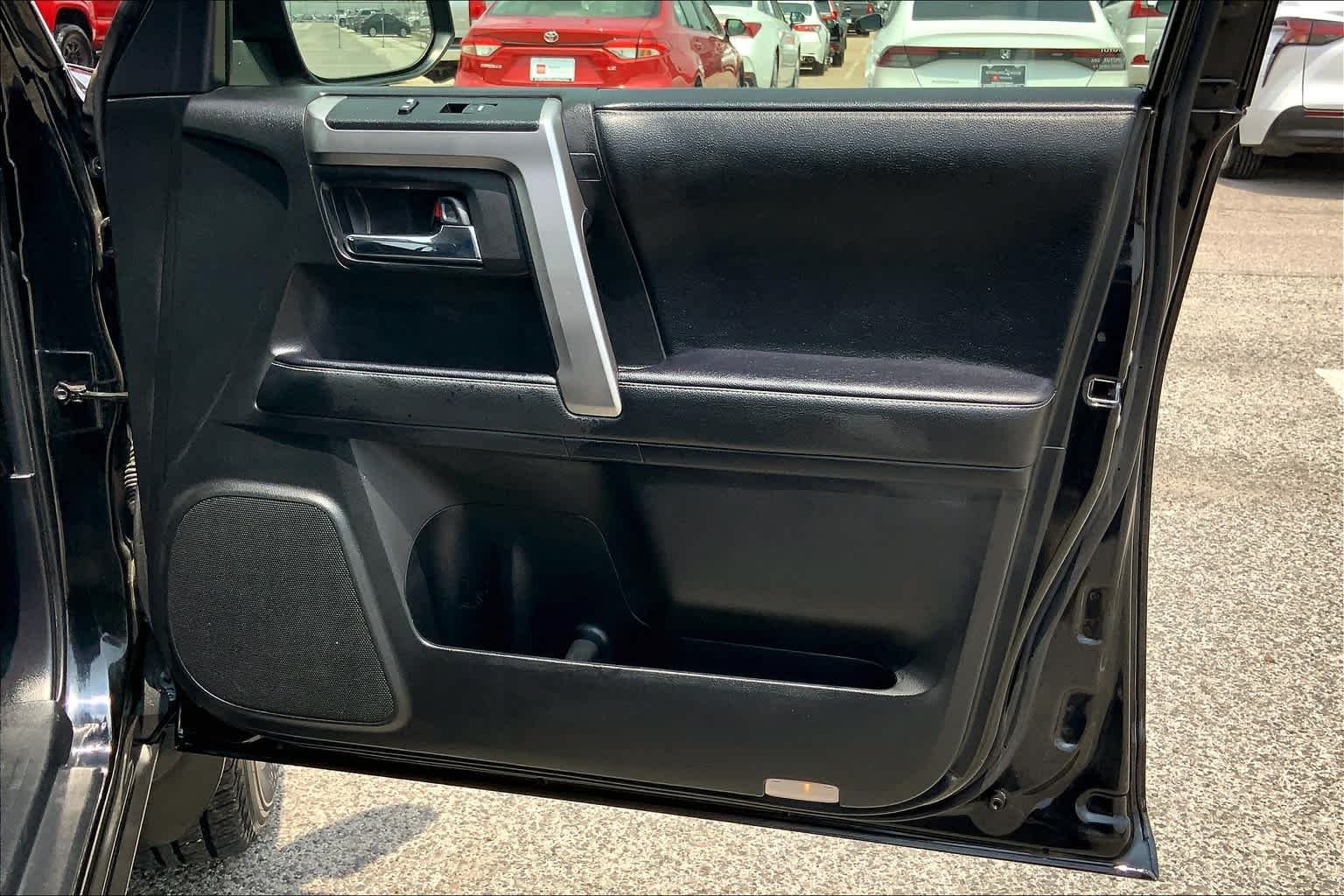 Used 2021 Midnight Black Metallic Toyota SR5 image 21