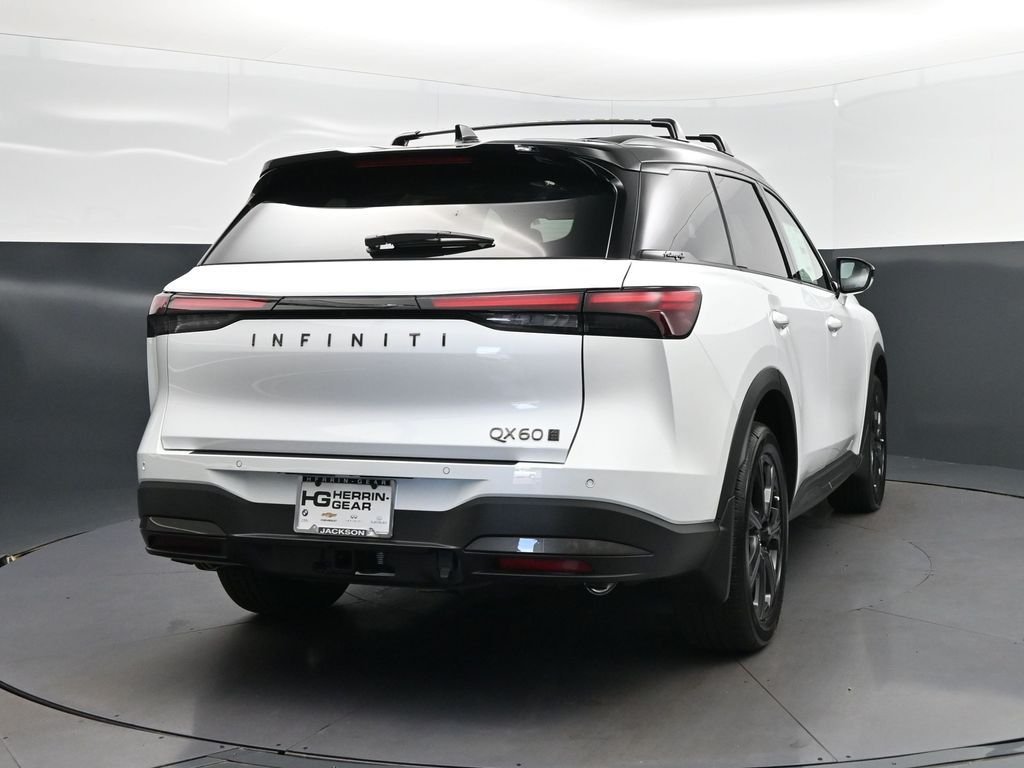 New 2027 2T RAD WHT INFINITI Autograph AWD image 7