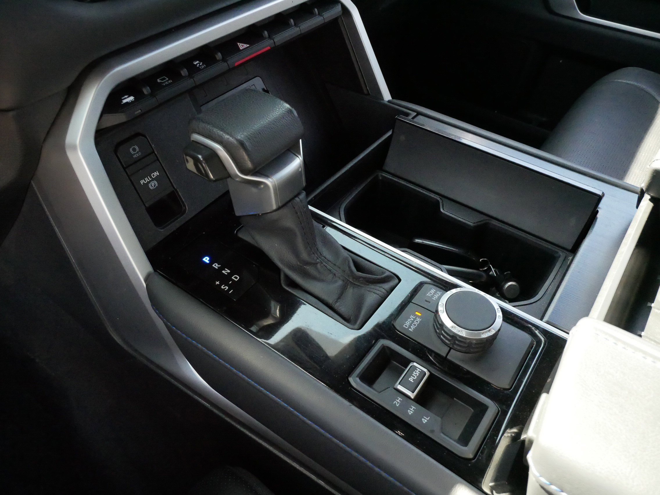 Used 2023 MAGNETIC GRAY MET Toyota Platinum image 24