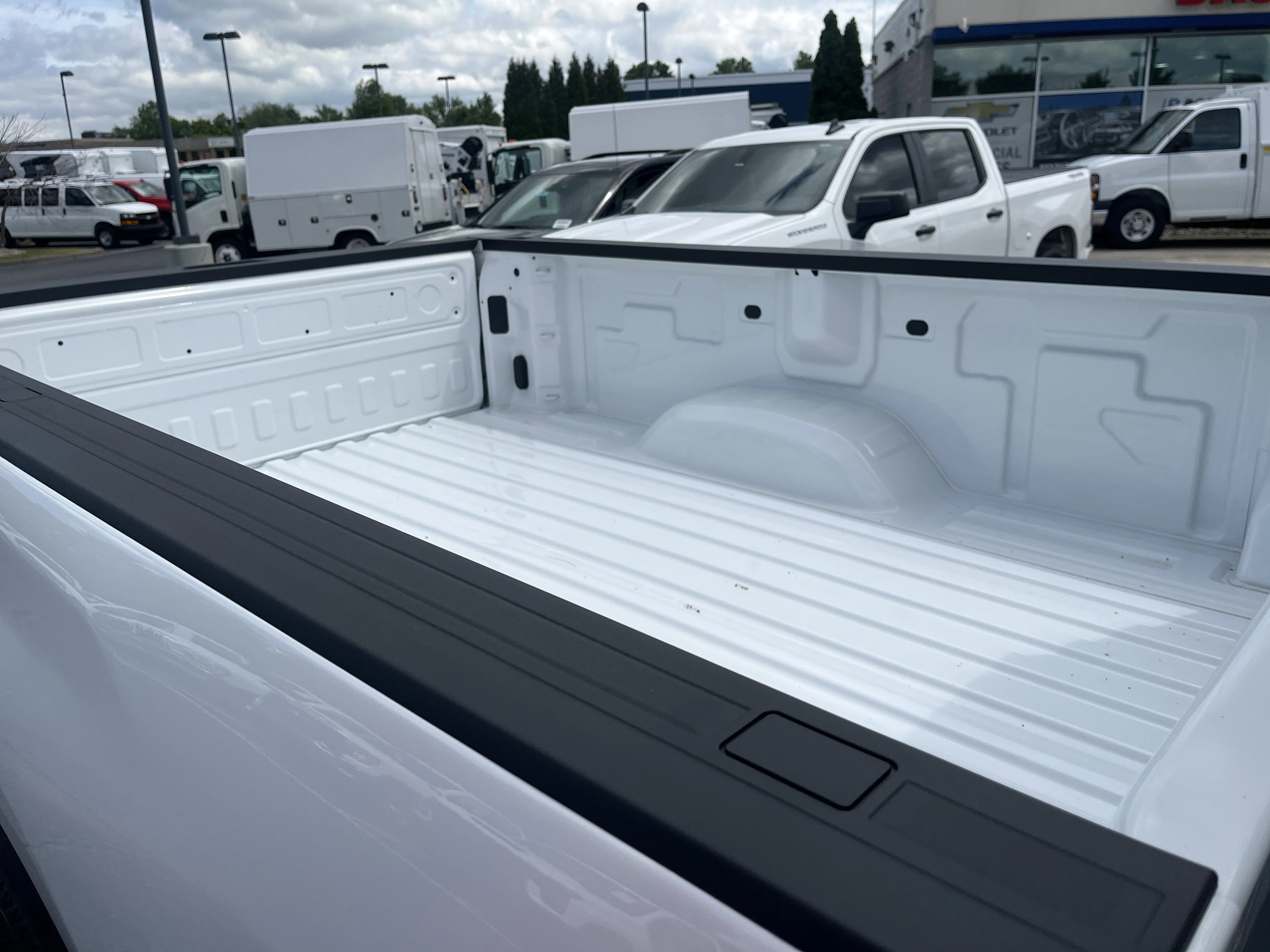 2024 Chevrolet Silverado 3500 HD Work Truck - Photo 10