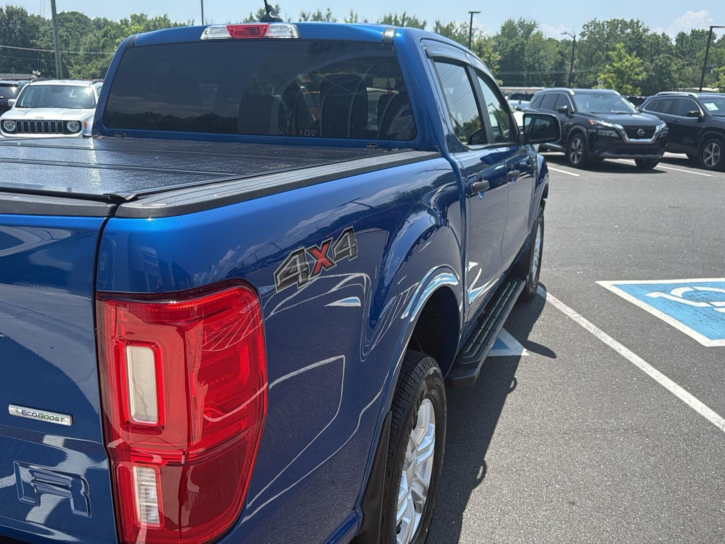 Used 2019  FORD  image 14