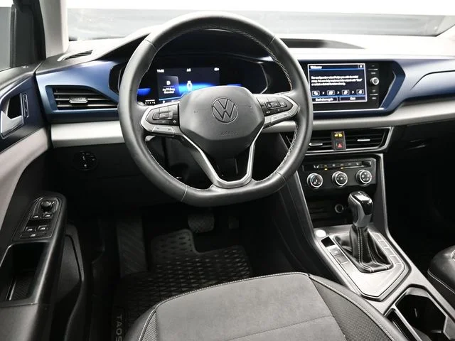 Used 2022 Gray Volkswagen 1.5T SE image 22
