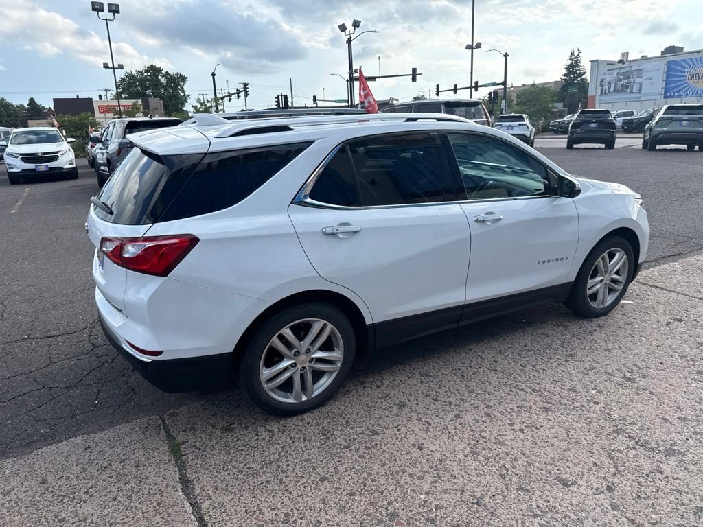 Used 2018 SUMMIT WHITE Chevrolet Premier image 12