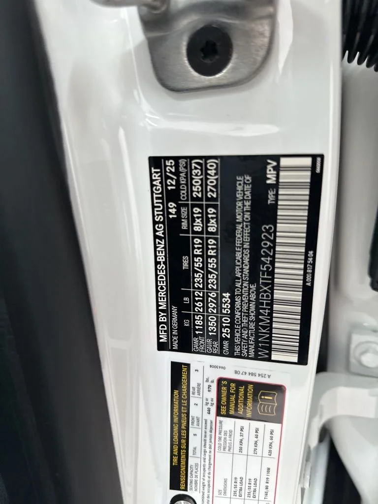 Used 2026 White Mercedes-Benz GLC 300 image 31