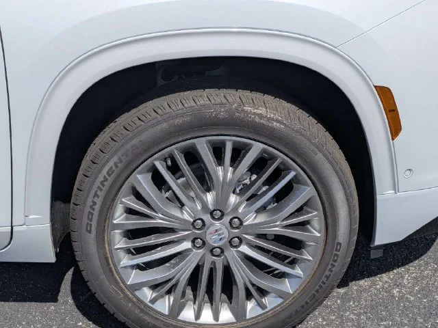 New 2027 Iridescent White Tricoat Buick Avenir image 11