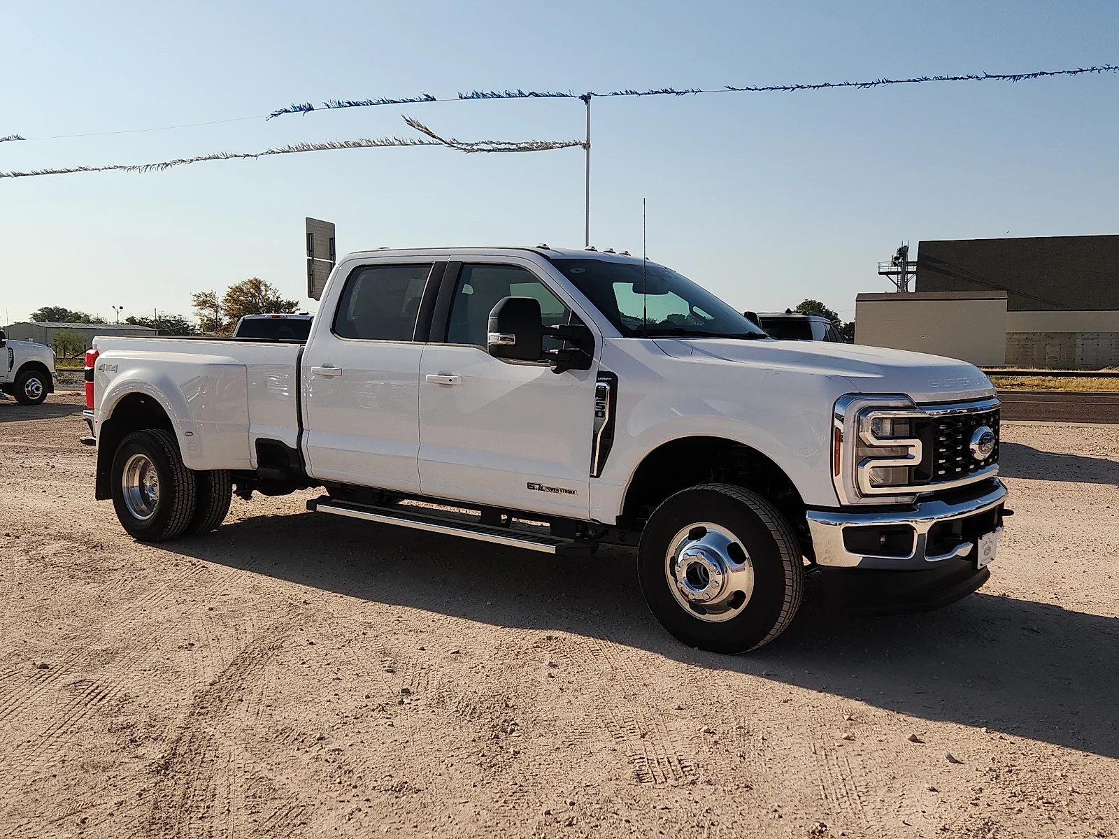 New 2026 Oxford White Ford Lariat image 8