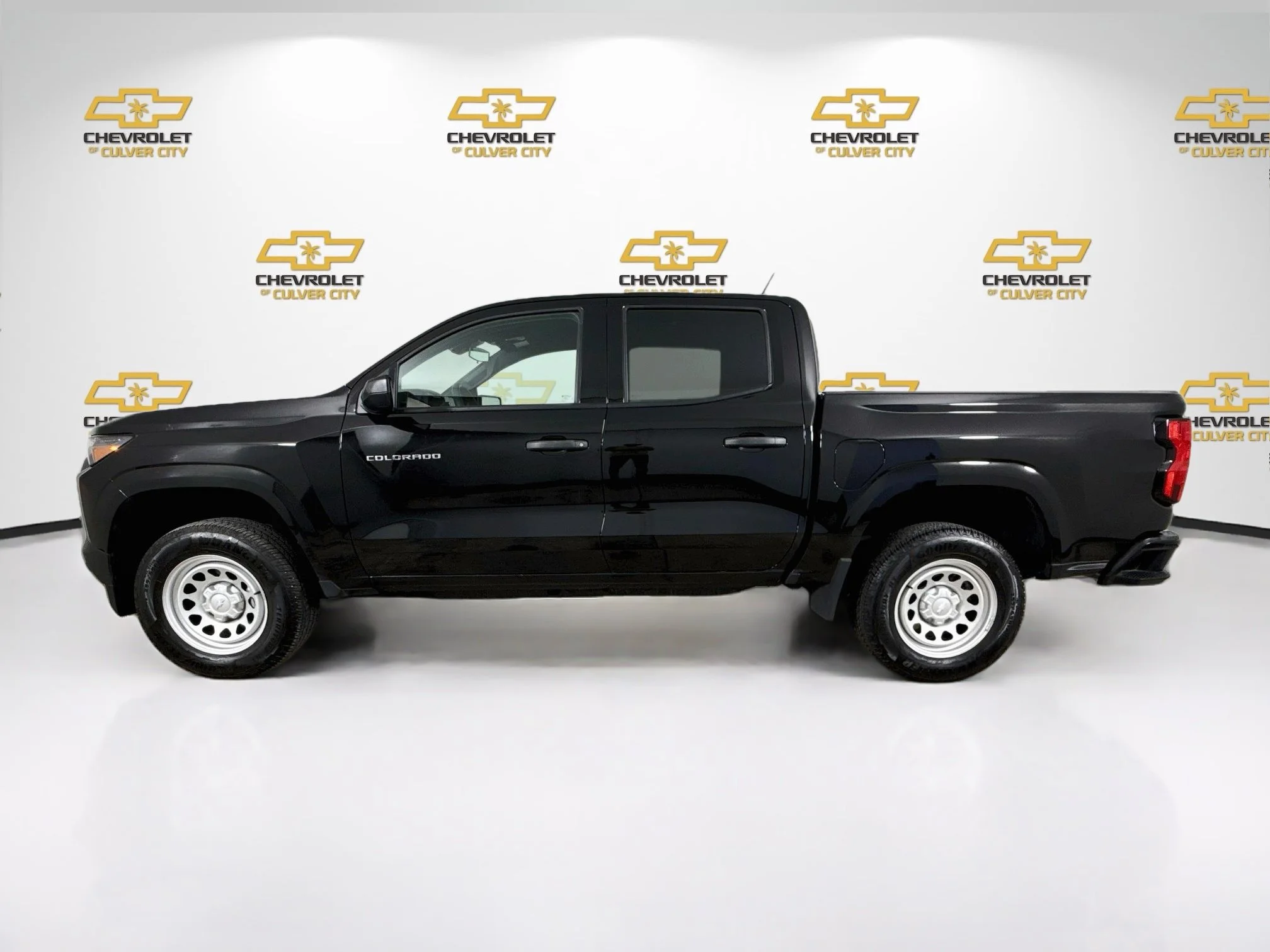 Used 2025 Black Chevrolet WT/LT image 5