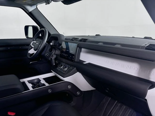 New 2025 Black Land Rover S image 26