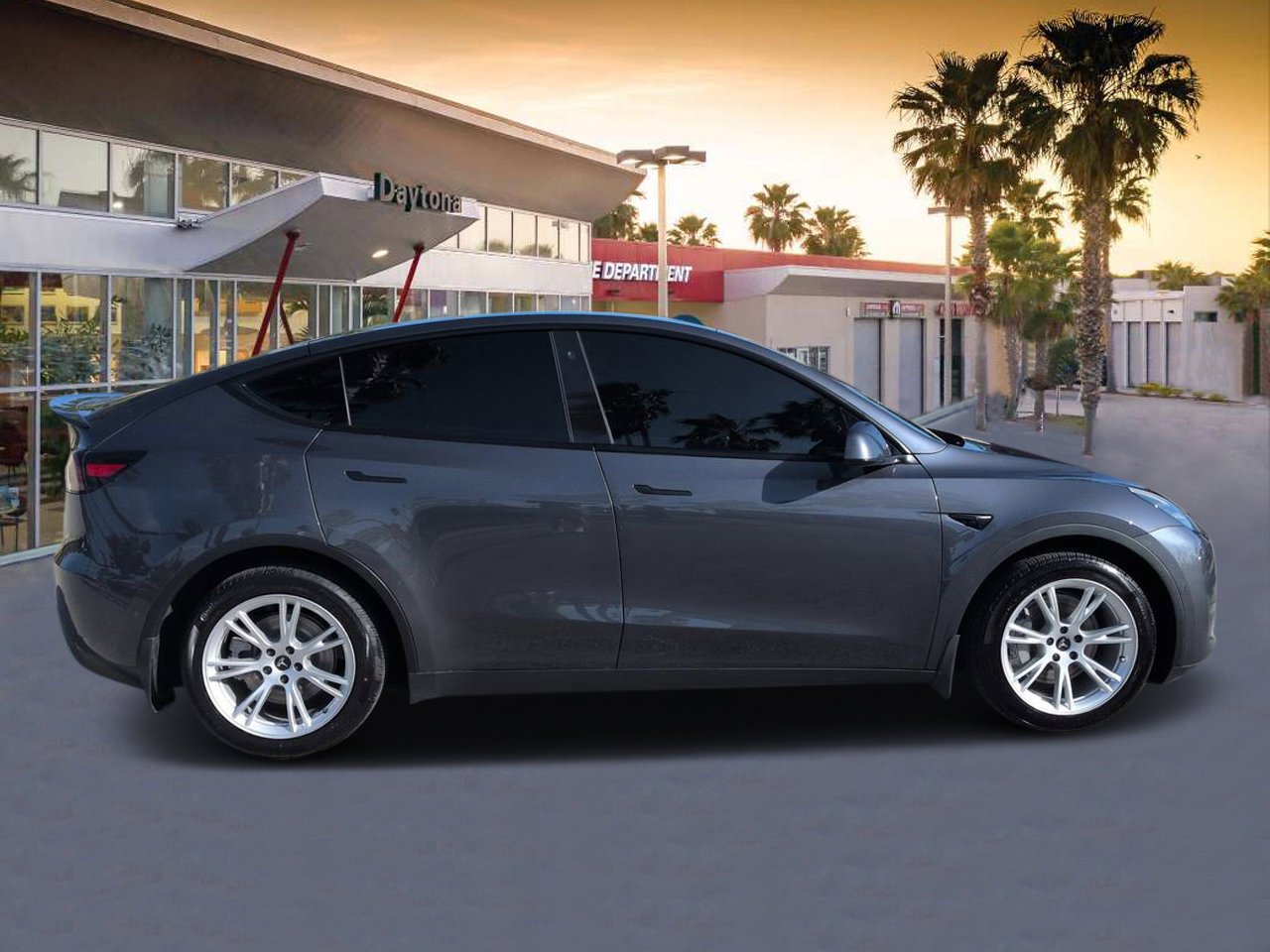 Used 2021 Tesla Model Y Long Range with VIN 5YJYGDEE5MF283674 for sale in Daytona Beach, FL