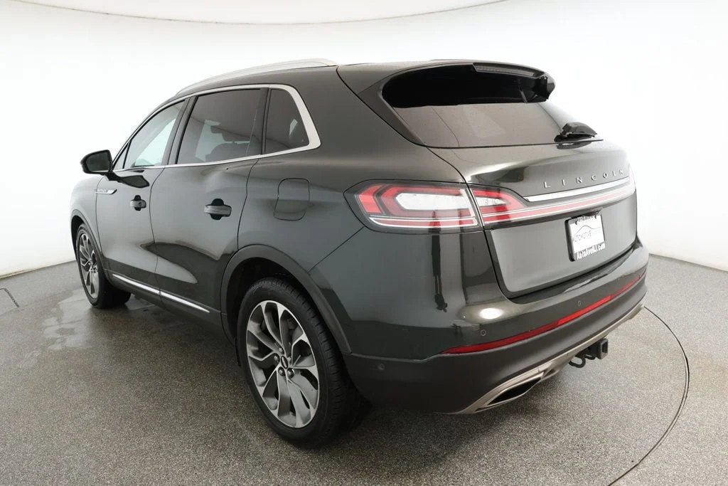 Used 2022 Gilded Green Metallic Clearcoat Lincoln Reserve AWD with Co-Pilot360 1.0 Plus Package & 20in Wheels image 6