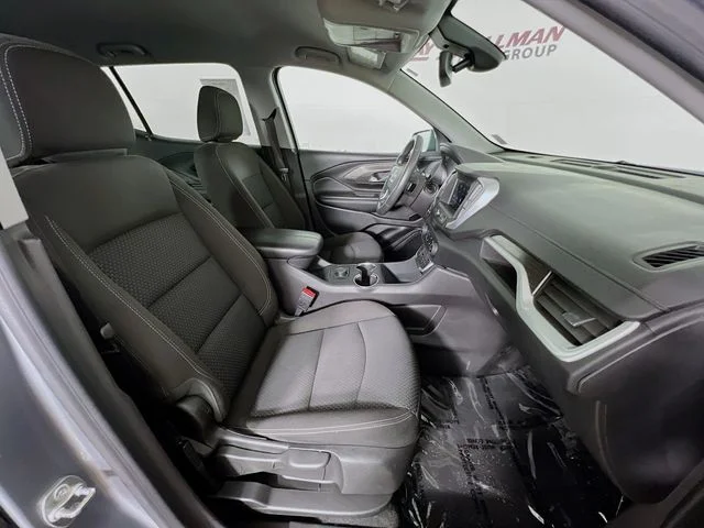 Used 2024 Silver GMC SLE image 37