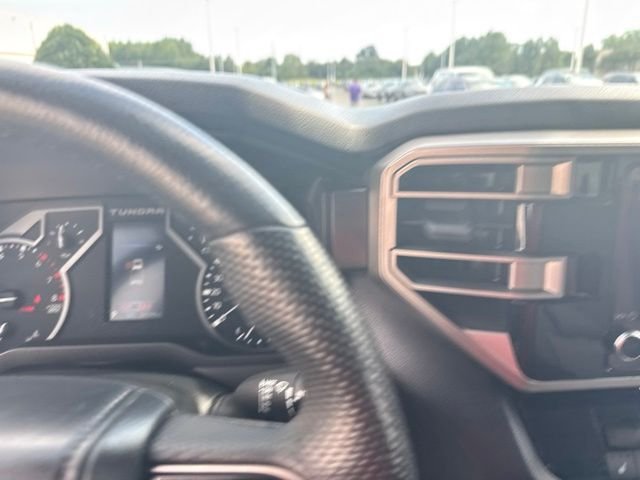 Used 2024  Toyota SR5 image 37