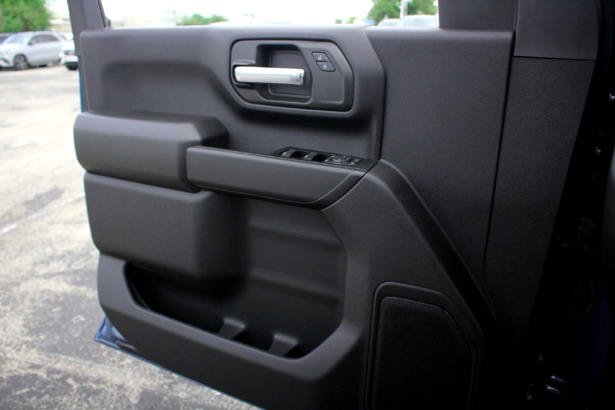 2026 Chevrolet Silverado 2500 HD Custom - Photo 11