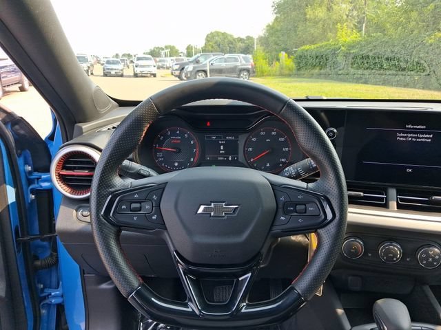 Certified Used 2024 Fountain Blue Chevrolet 1RS image 18