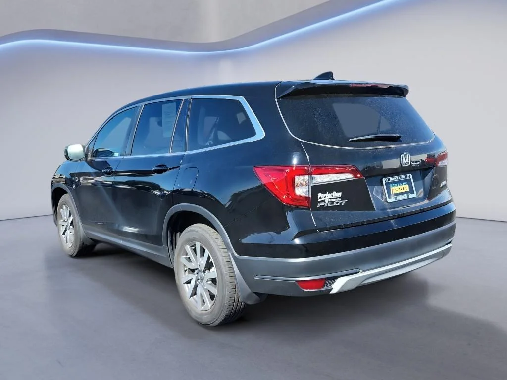 Used 2019 Crystal Black Pearl Honda EX-L image 8
