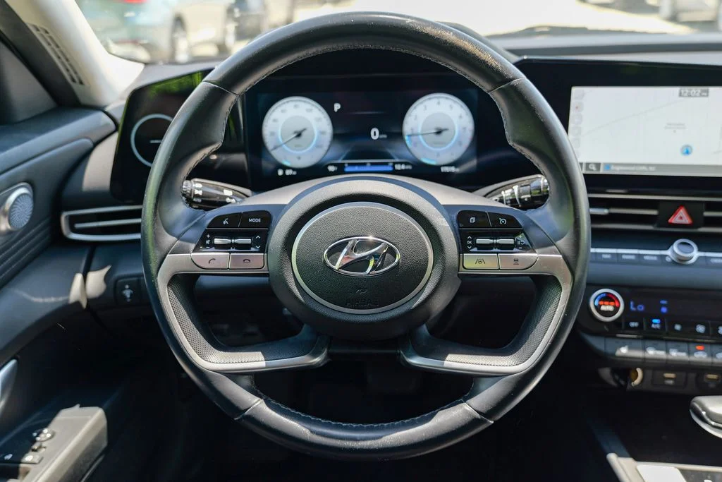 Used 2023 Onyx Black Hyundai SEL image 37