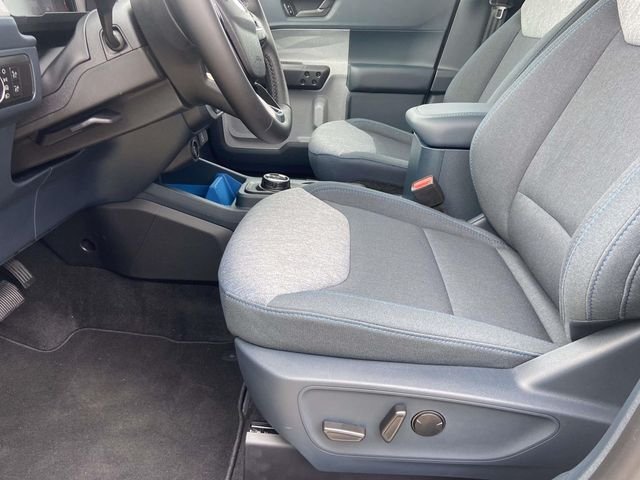 New 2026 Space White Metallic Ford XLT image 11