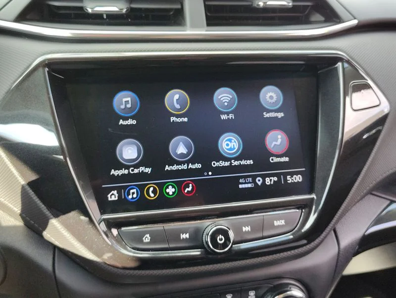 Used 2023 White Chevrolet LT image 26