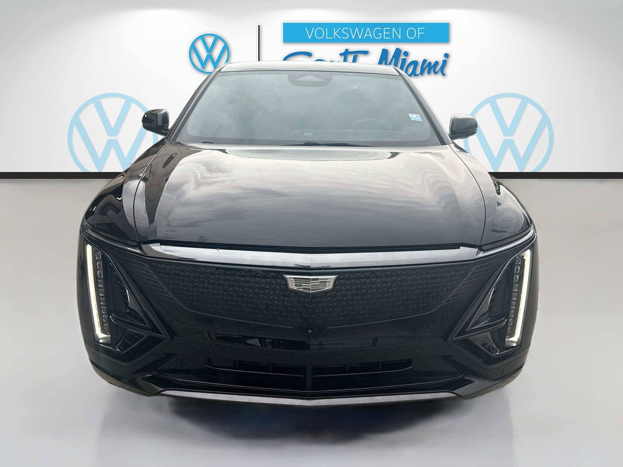 Used 2024 Cadillac LYRIQ Sport 1 with VIN 1GYKPTRK2RZ124266 for sale in Miami, FL