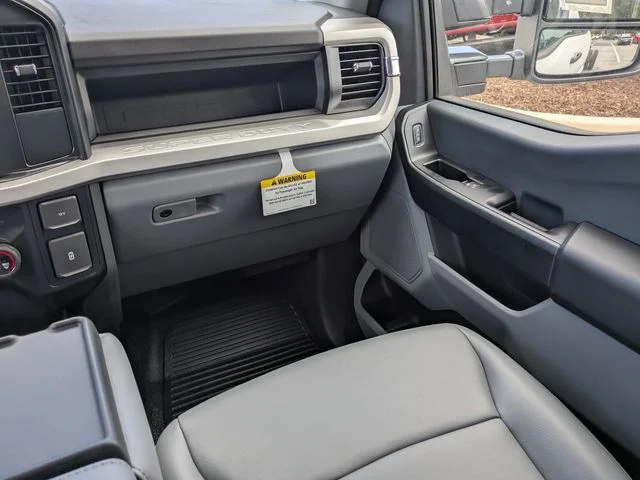 2025 Ford F-450 Super Duty Chassis Cab XL - Photo 16