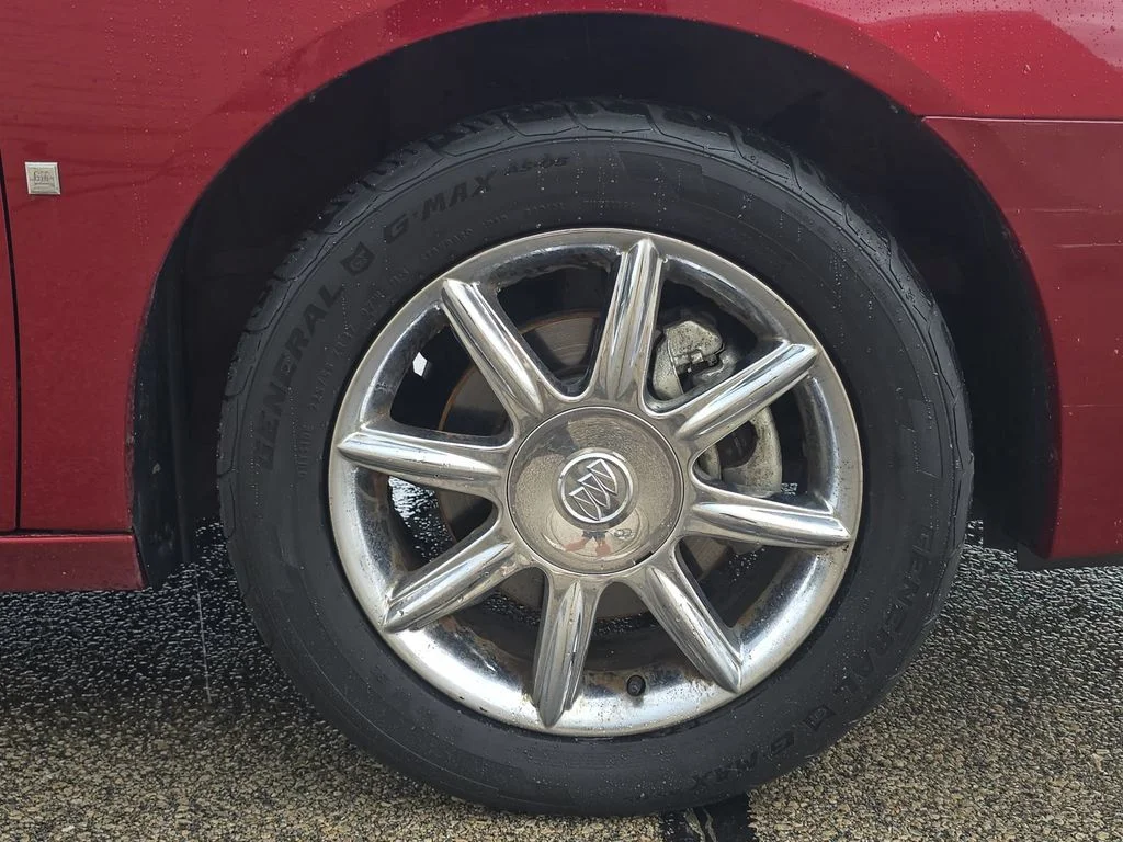 Used 2007 Red Buick CXL image 41