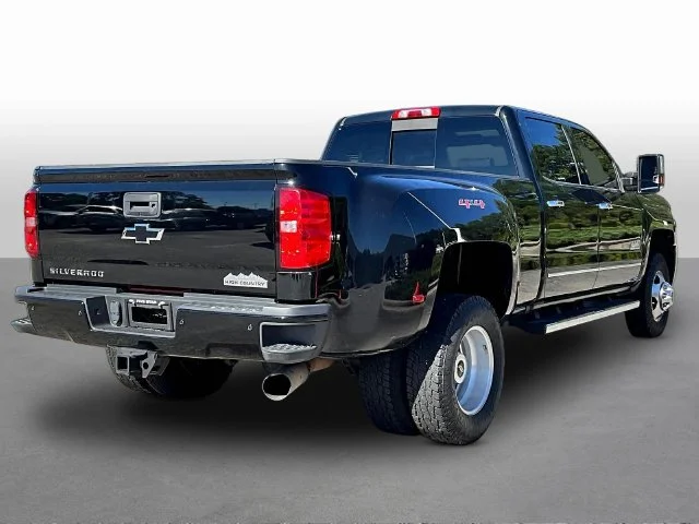 Used 2016 Black Chevrolet High Country image 8