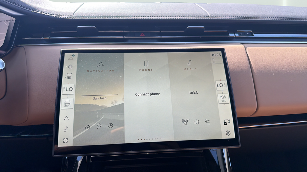 New 2026 Varesine Blue Land Rover SE image 21