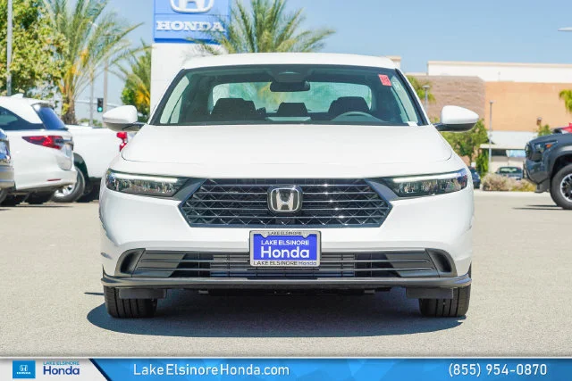 New 2026 Platinum White Pearl Honda LX image 2