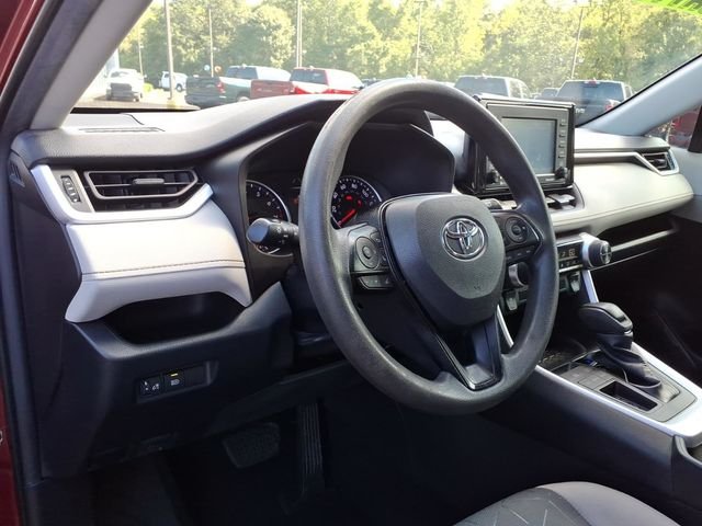 Used 2020 Pearl Toyota XLE image 14