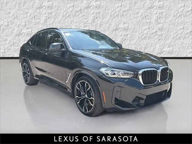 2024 BMW X4 M -'s photo
