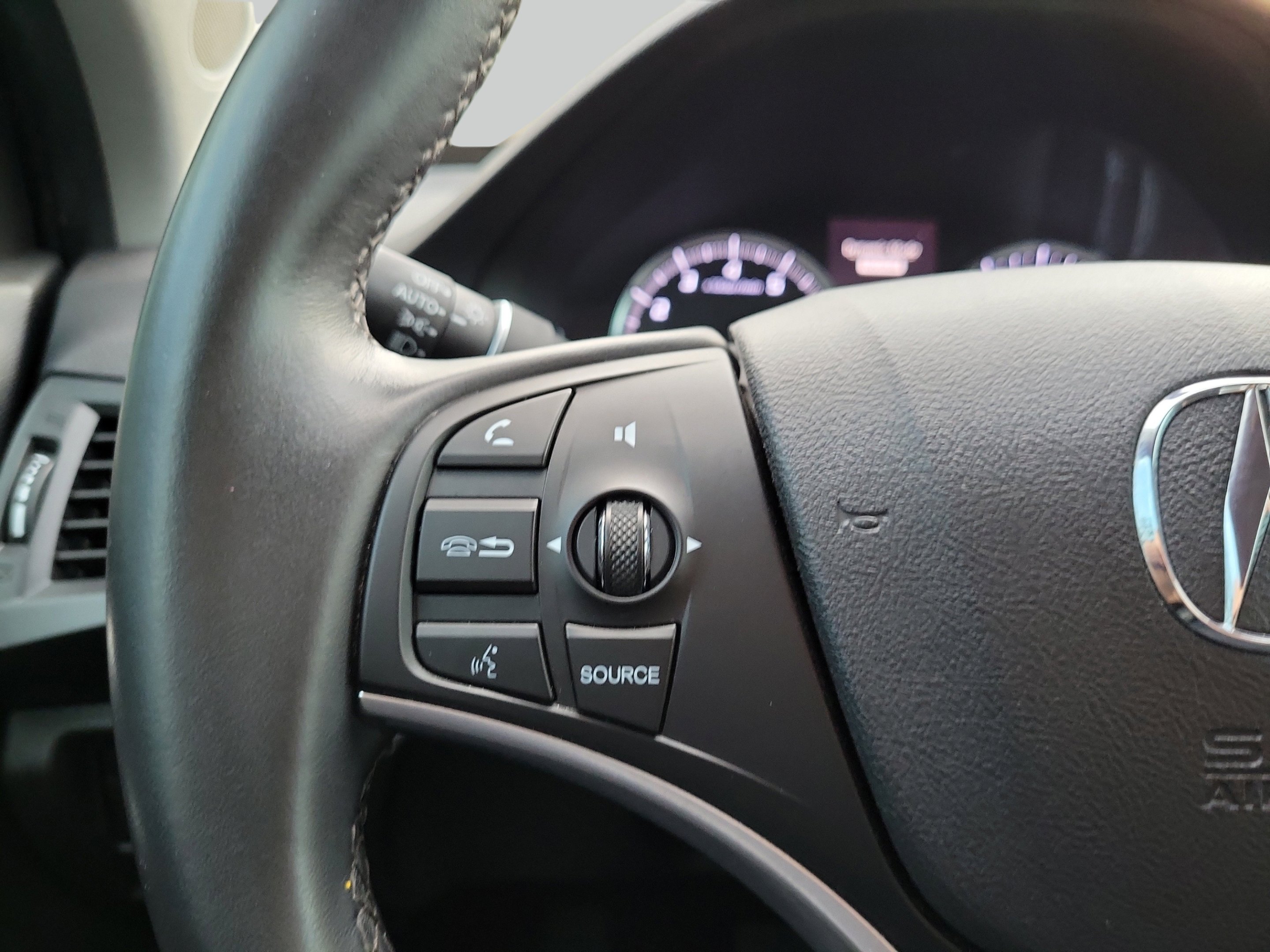 Used 2020 pewter gray metallic Acura 3.5L image 32