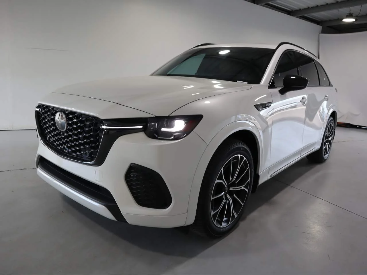 Used 2025 Rhodium White Premium Mazda 3.3 Turbo S Premium Plus image 1