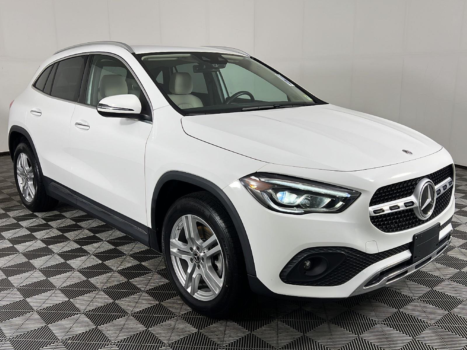 Used 2023 Polar White Mercedes-Benz GLA 250 image 21