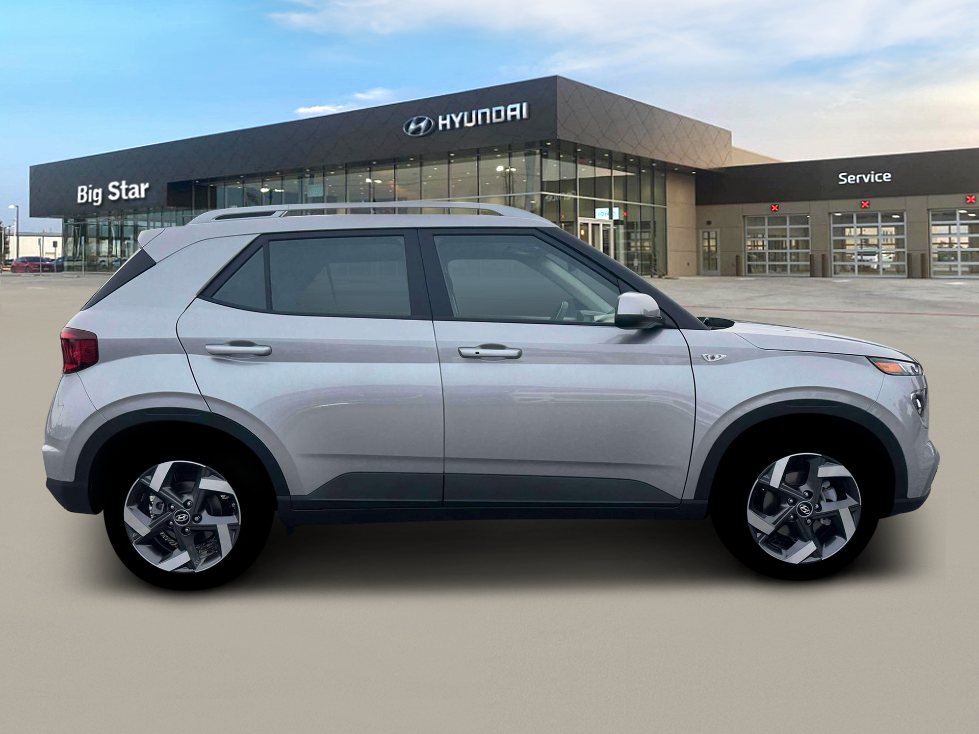 New 2026 Shimmering Silver Hyundai SEL image 26