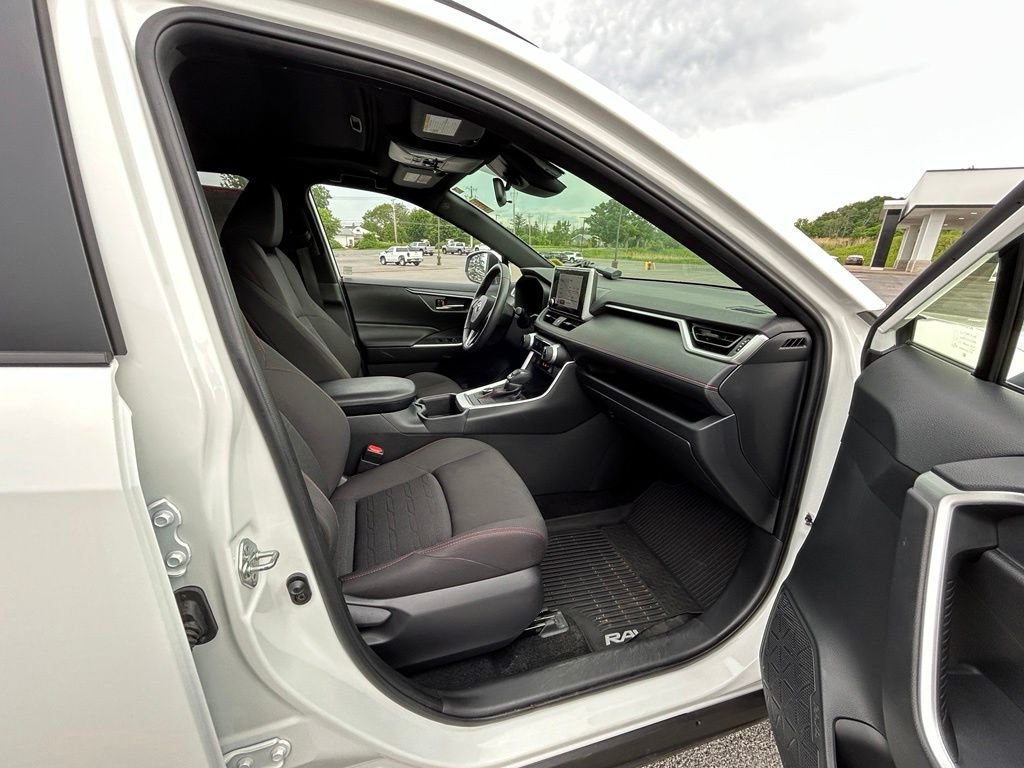 Used 2023 Ice Toyota SE image 37