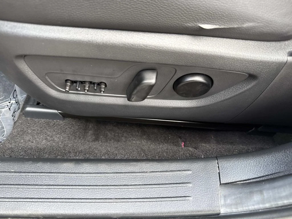 Certified Used 2024 Beige/tan Mazda 2.5 Turbo Premium Package image 30