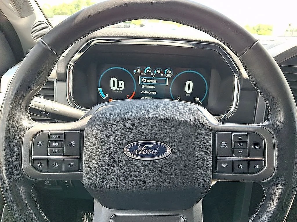 Certified Used 2022 Black Metallic Ford Lariat image 21