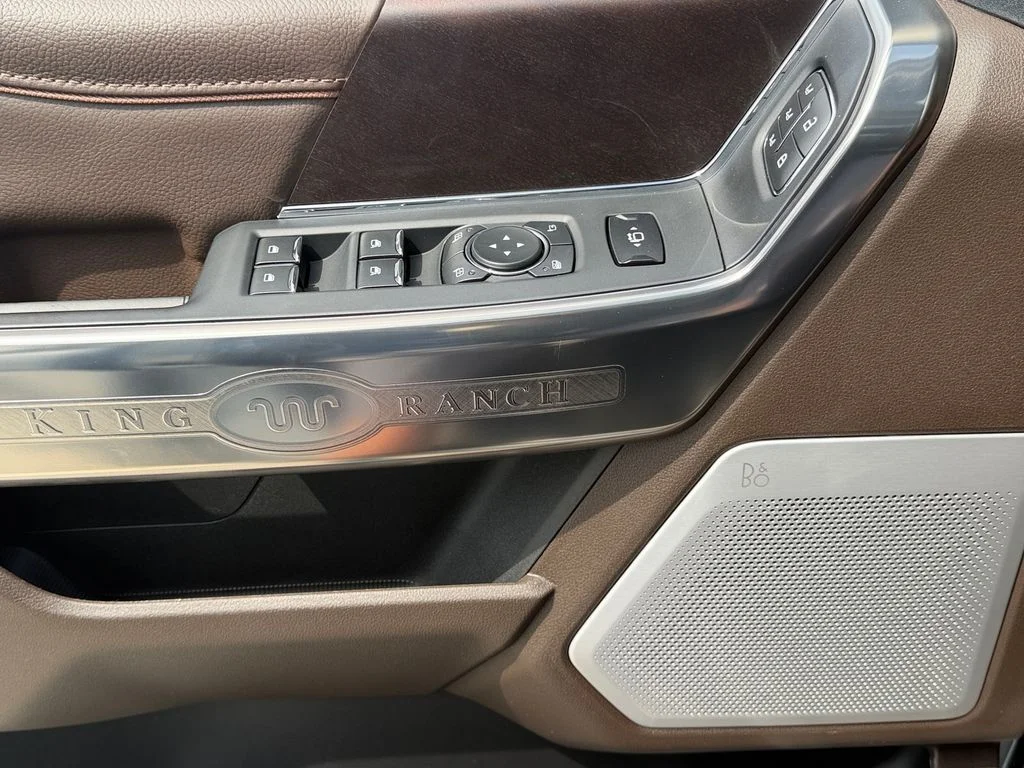 New 2026 Gray Ford King Ranch image 18