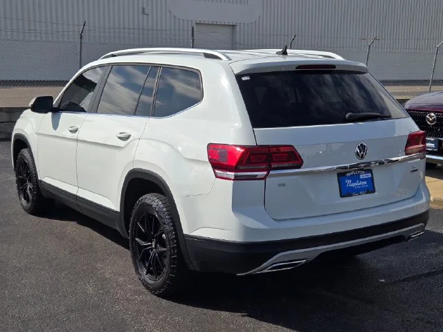 Used 2018 White Volkswagen 3.6L V6 SE image 15