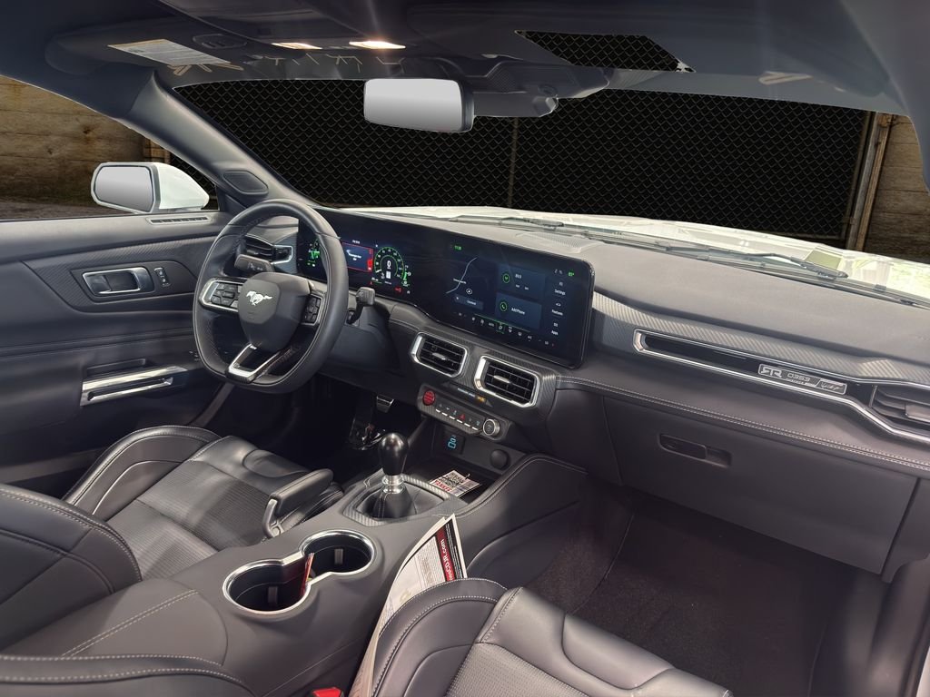 2025 Ford Mustang GT Premium - Photo 19
