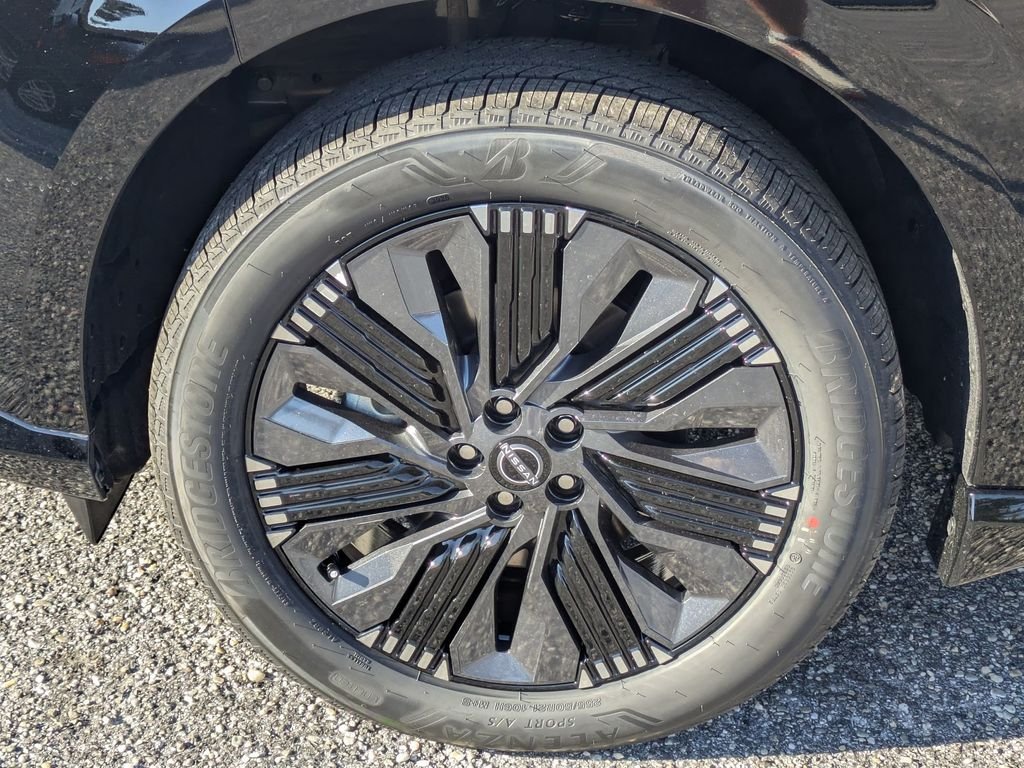 New 2026 Super Black Nissan Platinum image 12